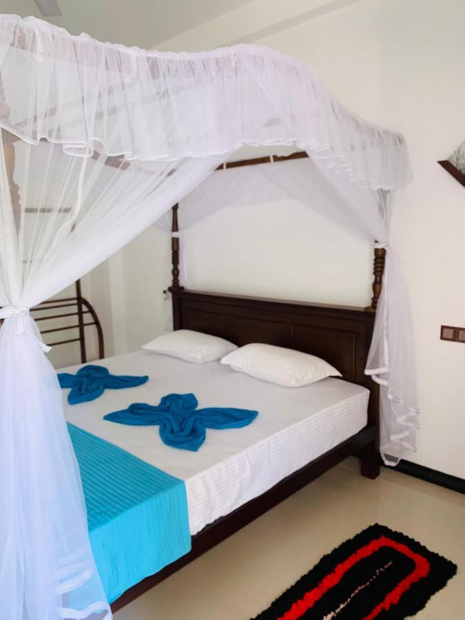 Ramesh Guesthouse Mirissa Exterior photo